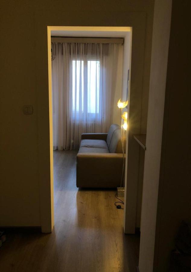 La Casa In Via Venti Apartment เวโรนา ภายนอก รูปภาพ